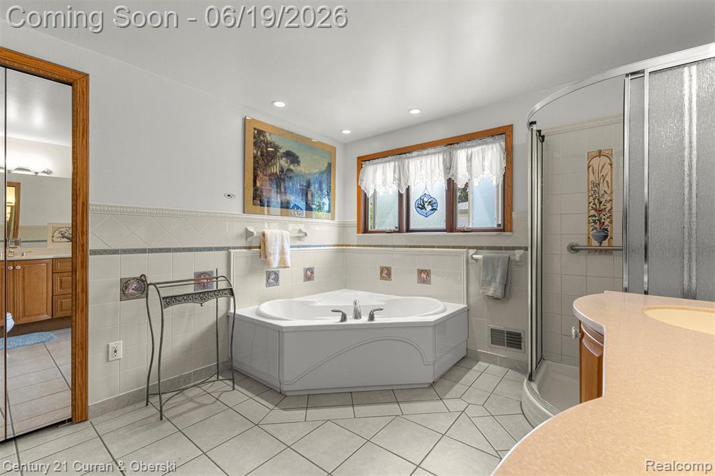 23312 E Fairway Drive, Trenton, MI 48183 — Photo 31