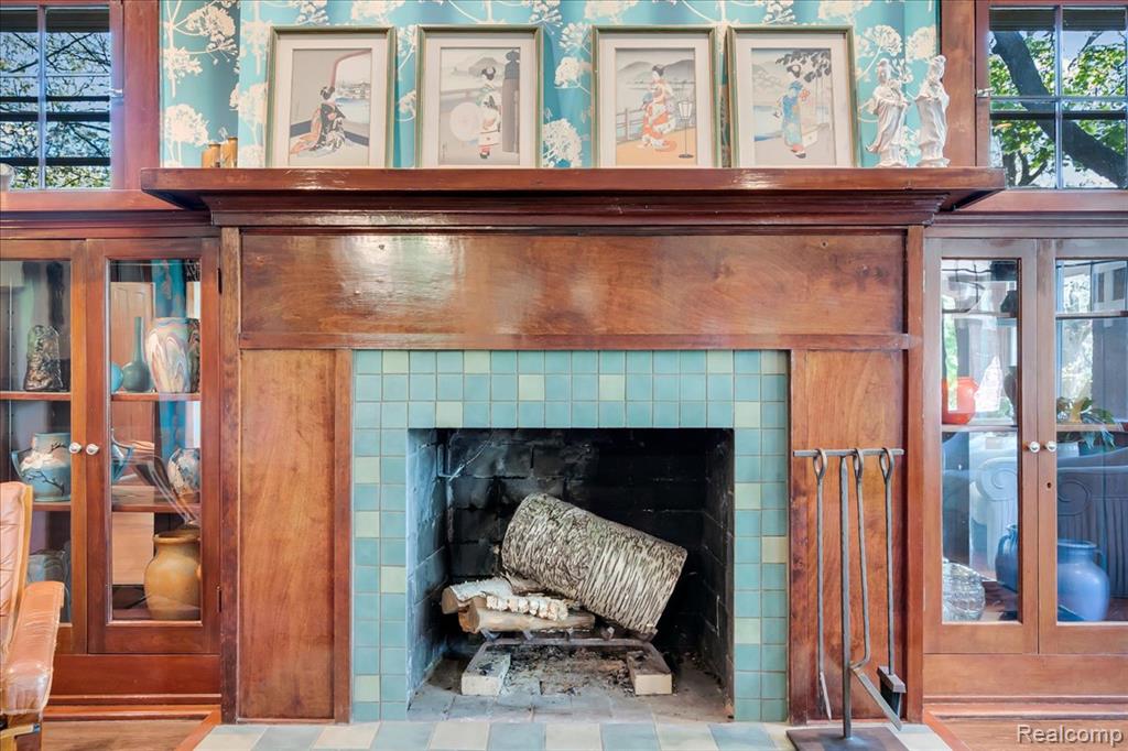 658 Longfellow Street, Detroit, MI 48202 — Photo 15