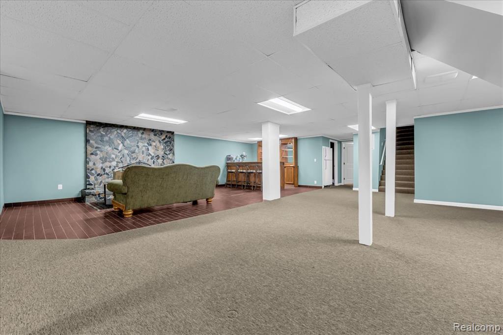 18676 Country Club Circle, Riverview, MI 48193 — Photo 35