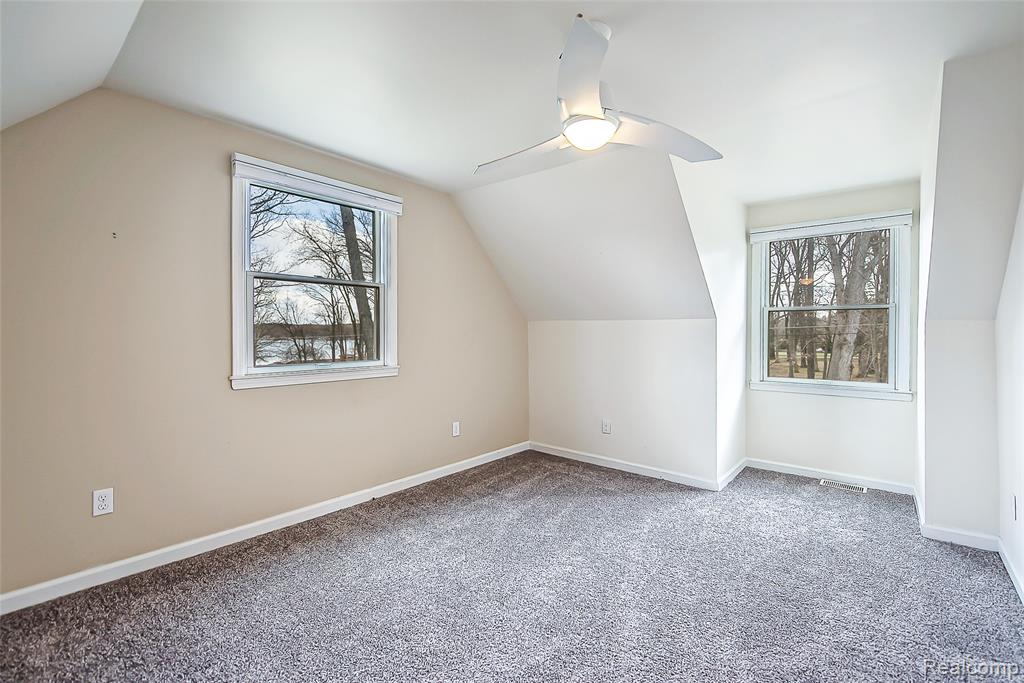 11834 Eriksen Drive, Pinckney, MI 48169 — Photo 23