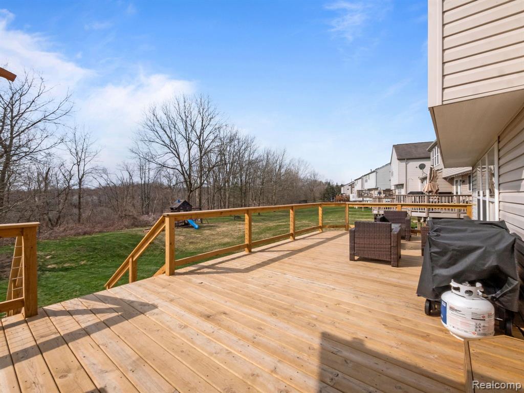 444 OTTER RUN Road, Holly, MI 48442 — Photo 31