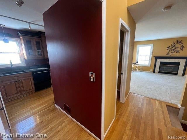 7733 CODDINGTON, 1, Clarkston, MI 48348 — Photo 30