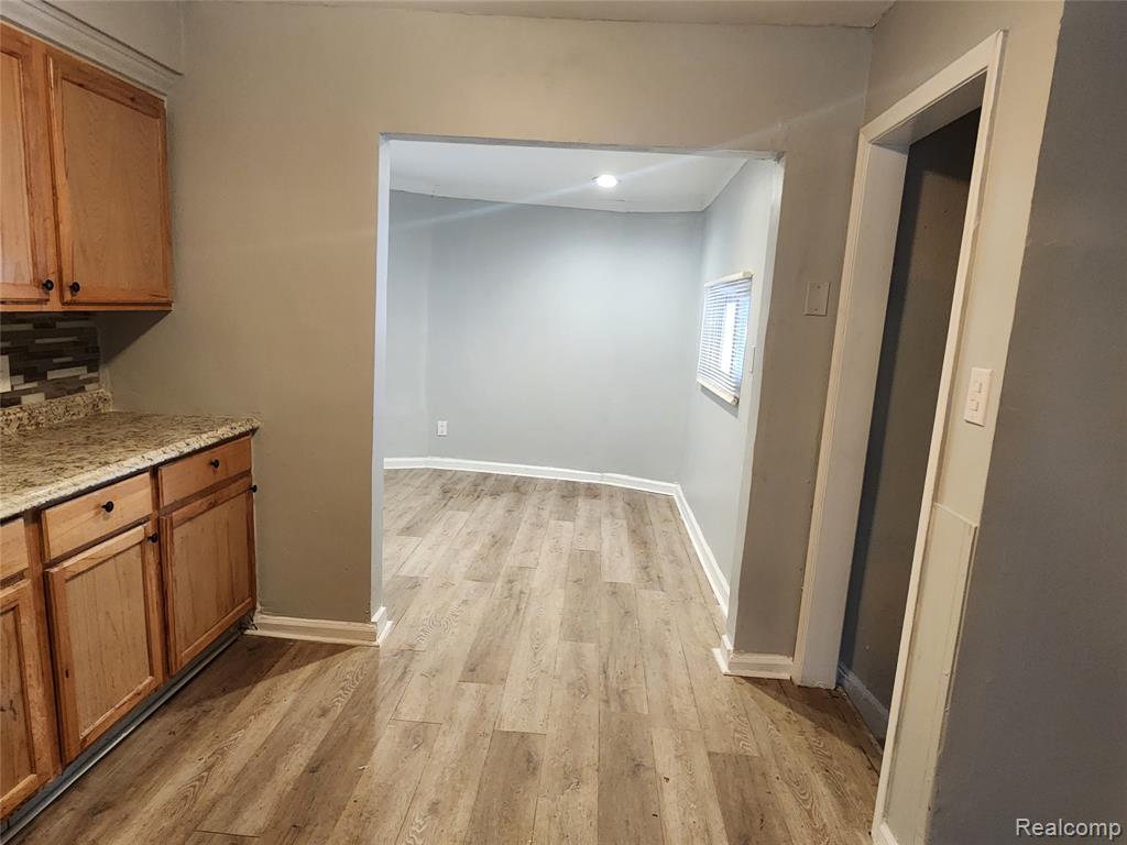 15000 Mayfield Street, Detroit, MI 48205 — Photo 11