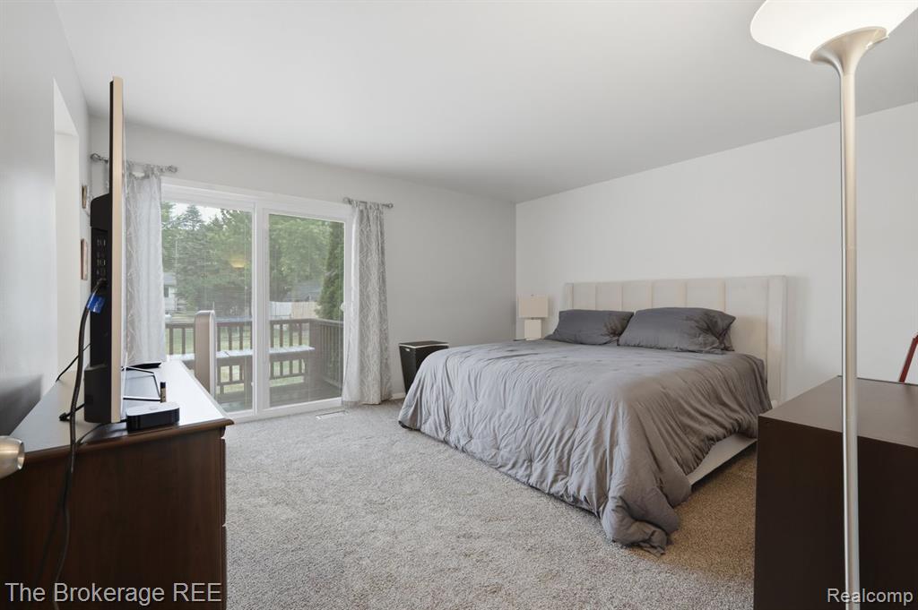 6060 Hearthside Place, Grand Blanc, MI 48439 — Photo 22