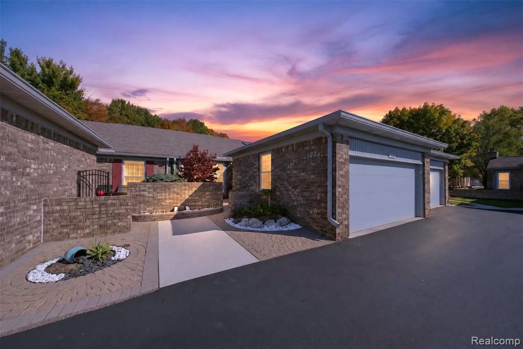 48698 French Creek Court, Shelby Twp, MI 48315