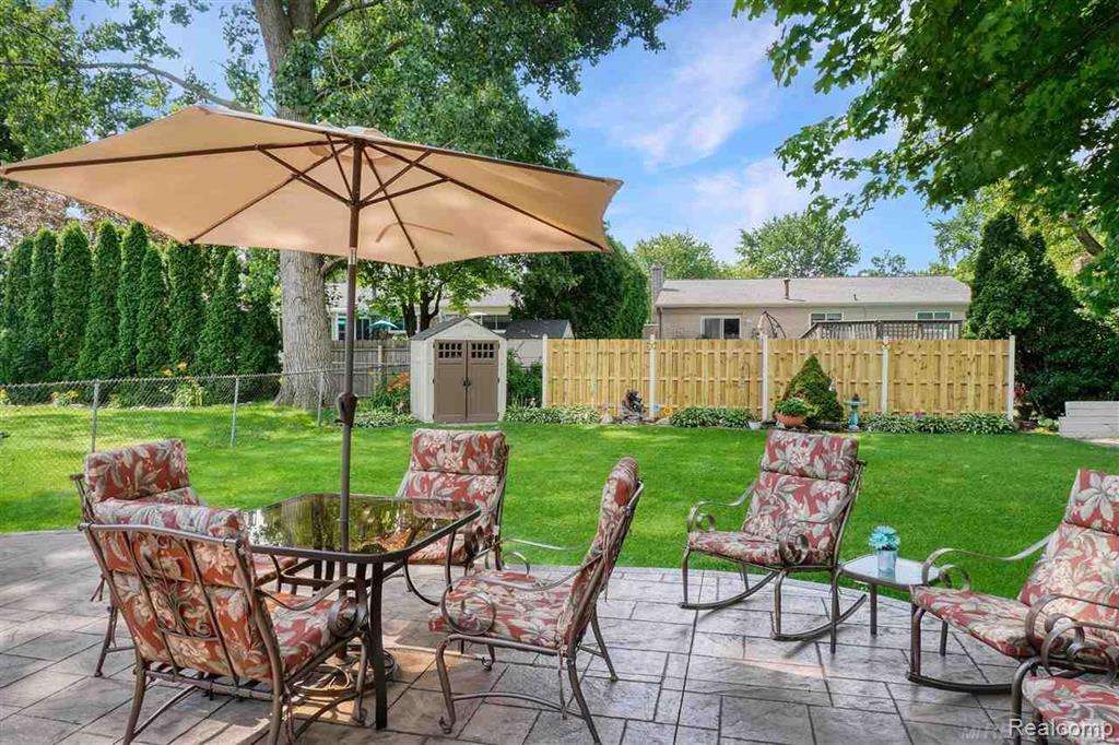 15794 Nader Court, Clinton Twp, MI 48038 — Photo 35