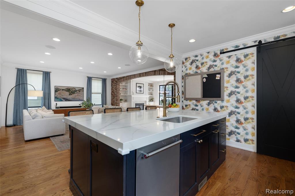 709 S Blair Avenue, Royal Oak, MI 48067 — Photo 9