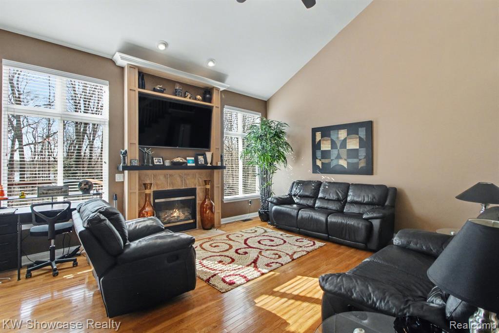 2648 MOREL Drive, Highland, MI 48356 — Photo 8