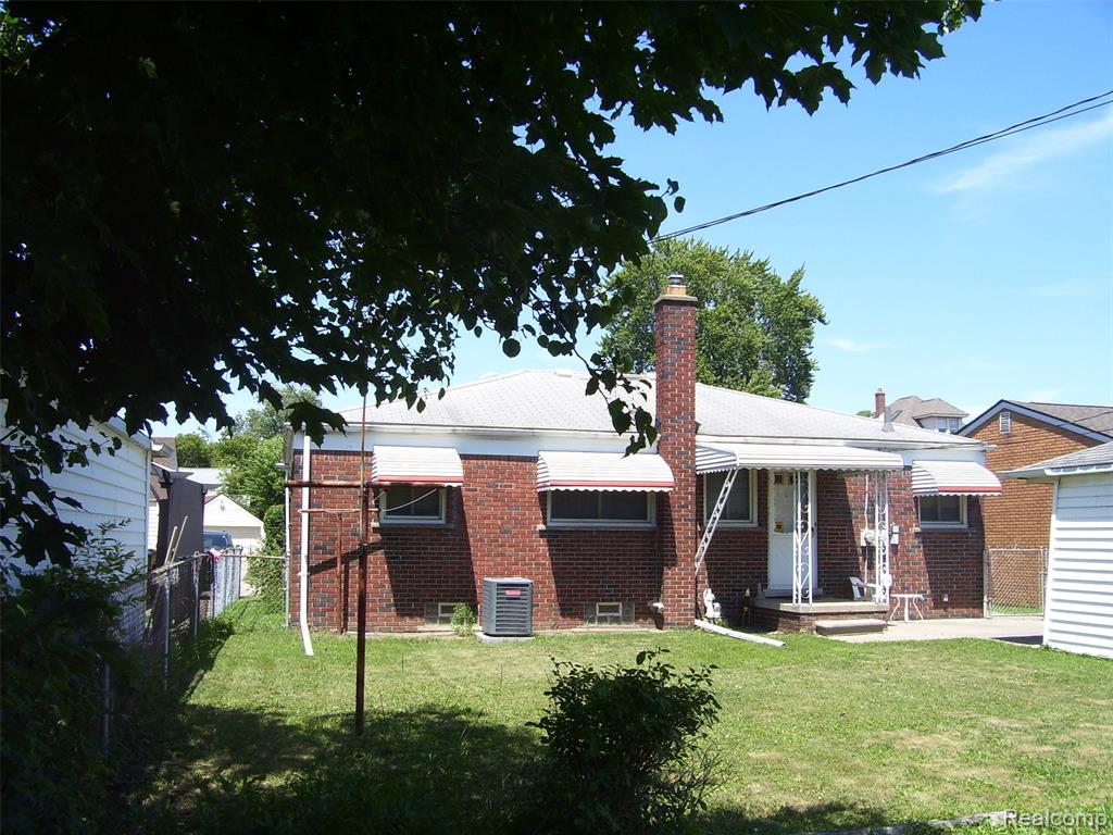 7300 Weingartz, Center Line, MI 48015 — Photo 15