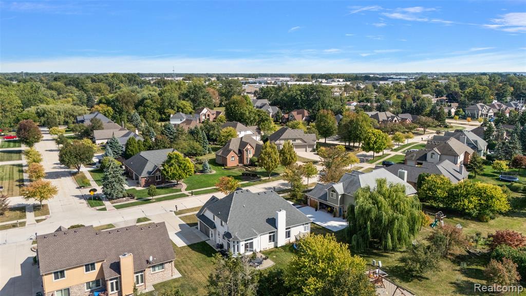 43187 Vintners Place Drive, Sterling Heights, MI 48314 — Photo 43