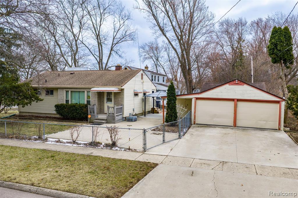 916 Buckingham Avenue, Flint, MI 48507 — Photo 3