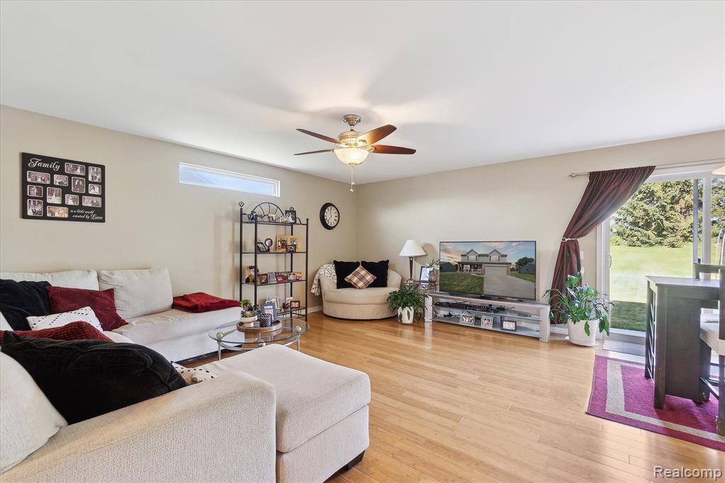 5332 Northwood Road, Grand Blanc, MI 48439 — Photo 8
