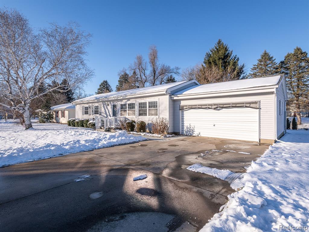 104 Valley Drive, Hudson, MI 49247 — Photo 22