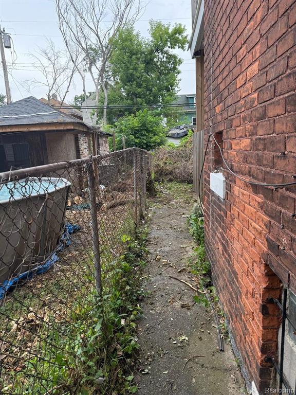 20401 Greeley Street, Detroit, MI 48203 — Photo 2