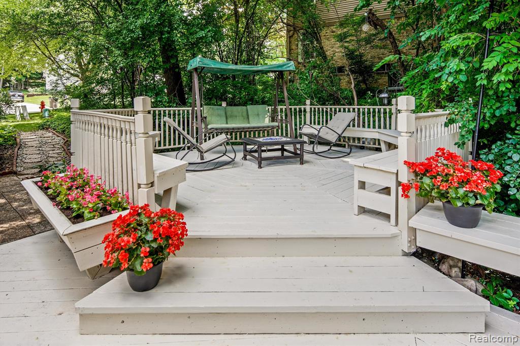 42063 Crestview Circle, Northville, MI 48168 — Photo 36