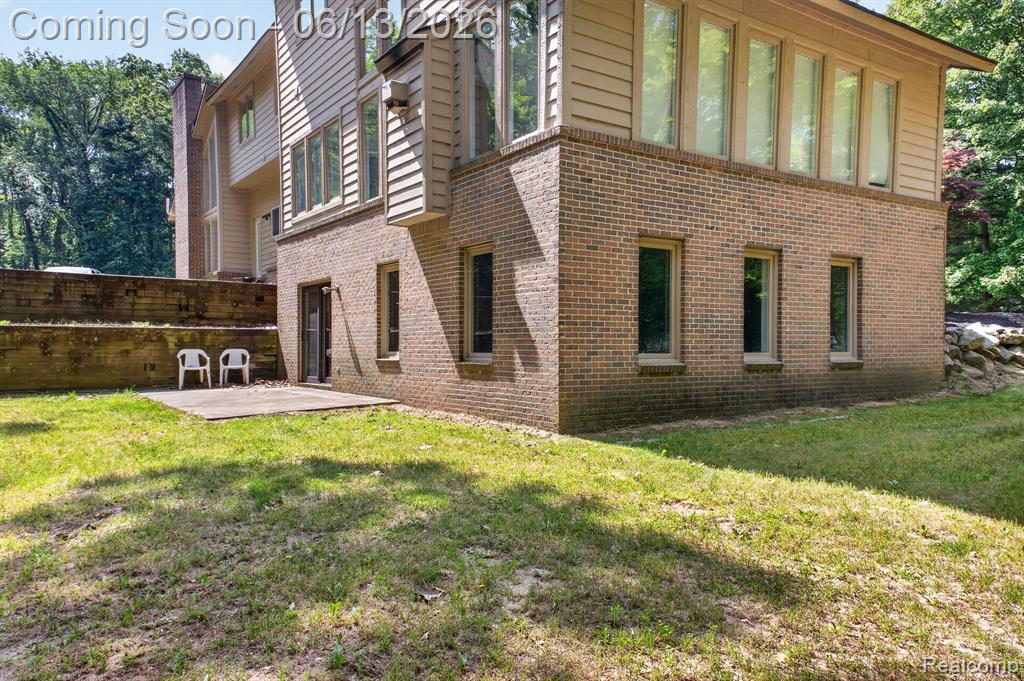 9961 Cross Creek Drive, South Lyon, MI 48178 — Photo 81