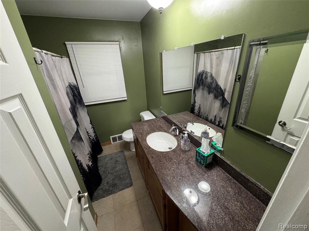 5934 Montebello Avenue, Haslett, MI 48840 — Photo 19