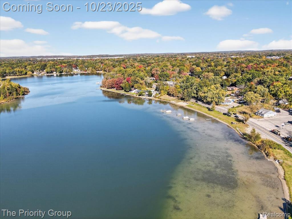 4700 Siebert Road, Waterford, MI 48328 — Photo 42