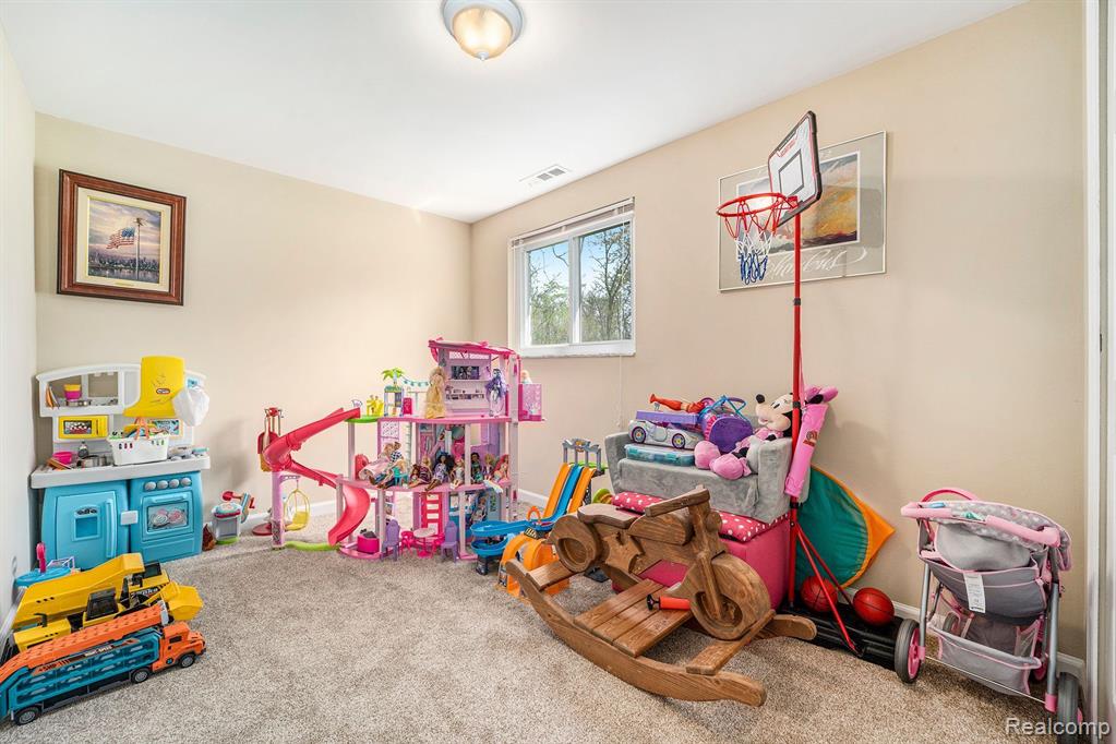 9703 TOWER Road, South Lyon, MI 48178 — Photo 21