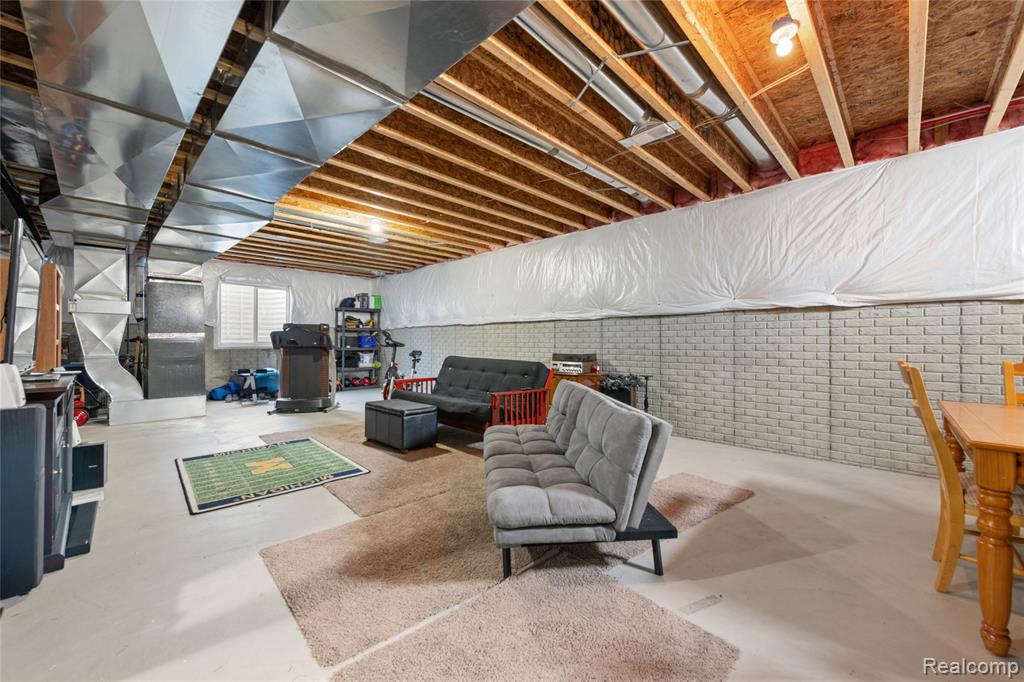 801 Watersmeet Drive, Oxford, MI 48371 — Photo 44