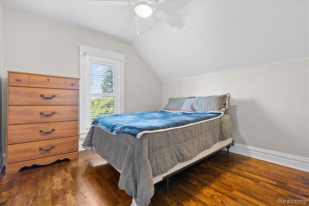 726 W Willow Street, Lansing, MI 48906 — Photo 17