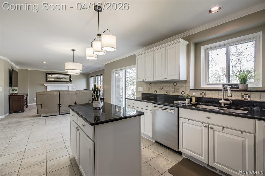 3472 Paramount Lane, Auburn Hills, MI 48326 — Photo 18