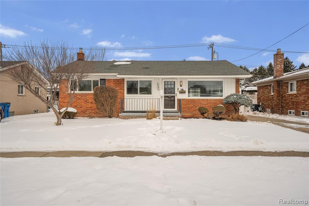 20886 Crestmont Lane, Dearborn Heights, MI 48127 — front exterior