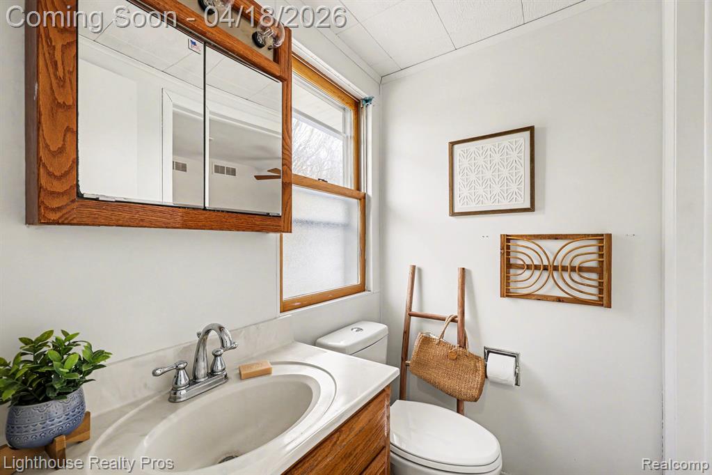 6405 King Road, Spring Arbor, MI 49283 — Photo 23