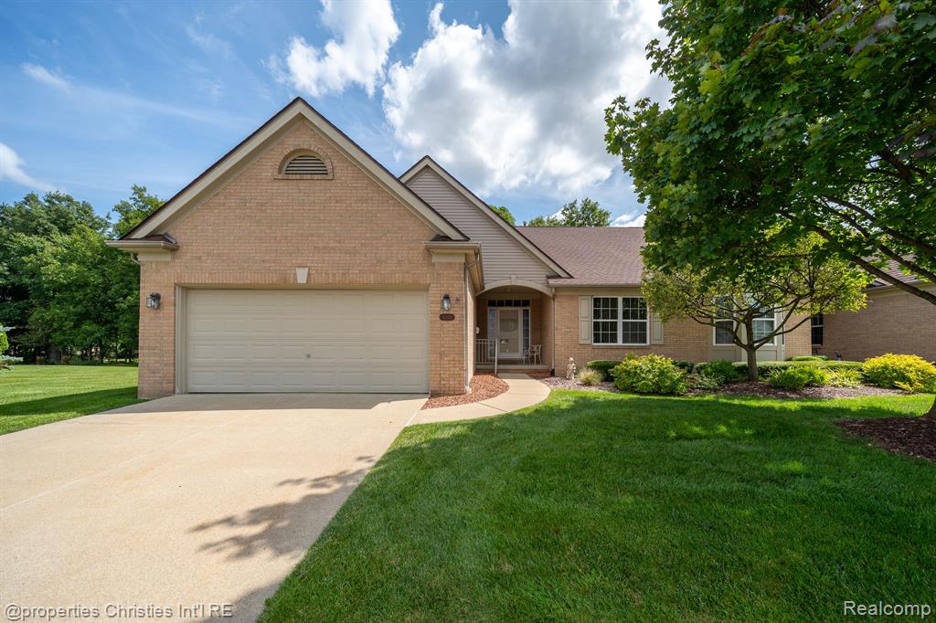 43450 COVE Drive, Clinton Twp, MI 48038 — front exterior