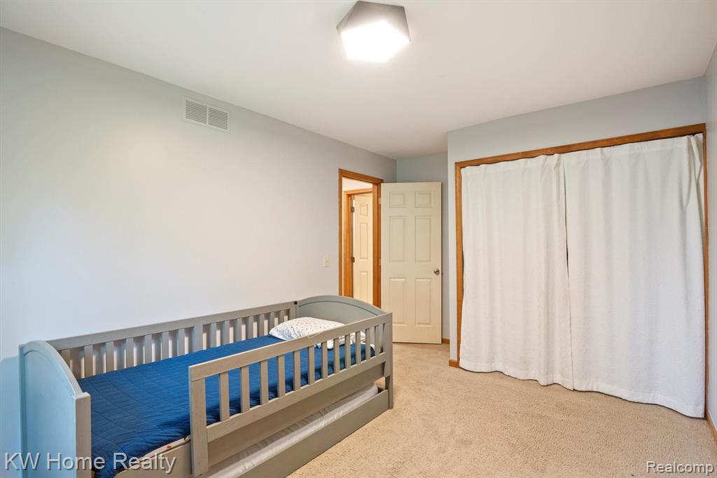 4143 EMERALD PINES Drive, Commerce Twp, MI 48390 — Photo 26