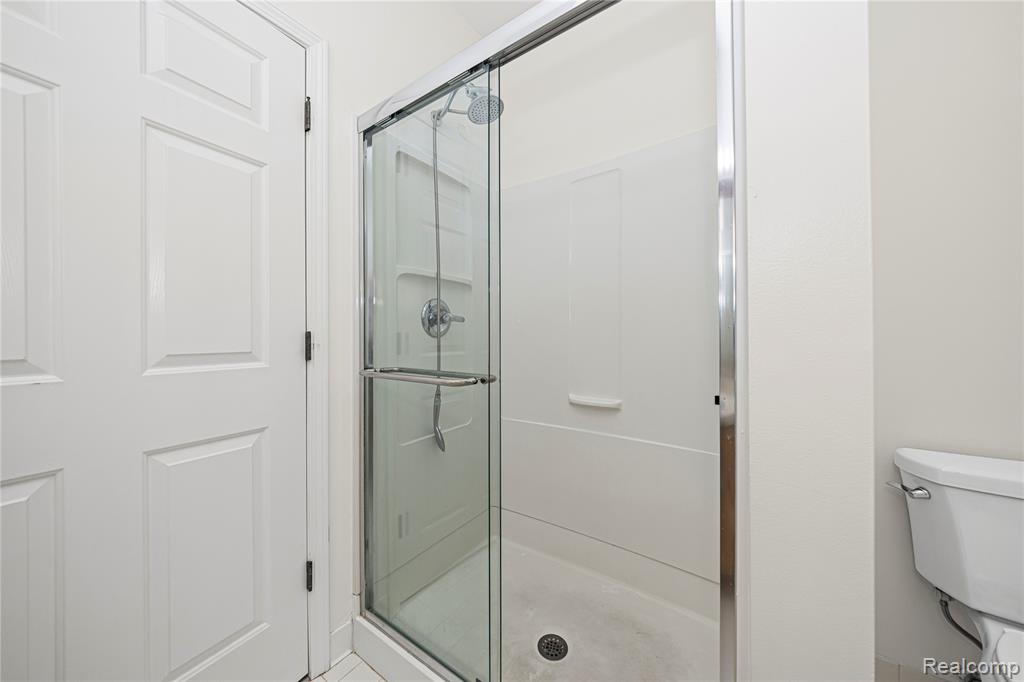 43270 Pendleton Circle, Sterling Heights, MI 48313 — Photo 22
