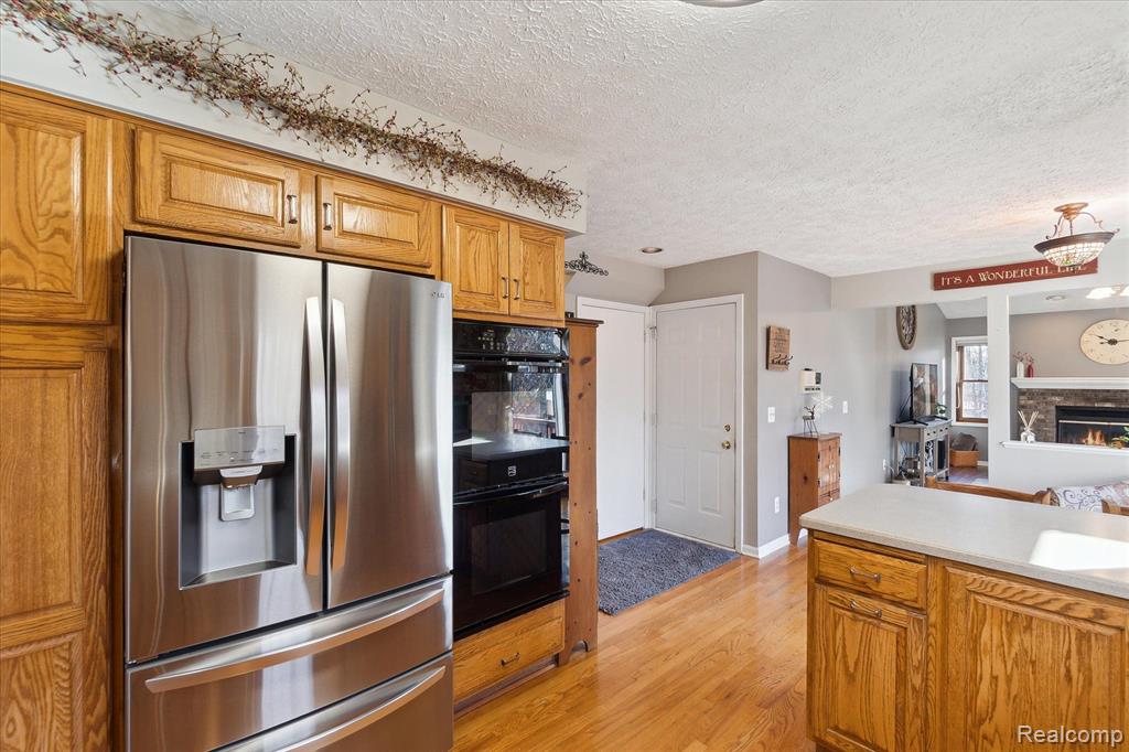 7694 THUNDER BAY Drive, Pinckney, MI 48169 — Photo 15