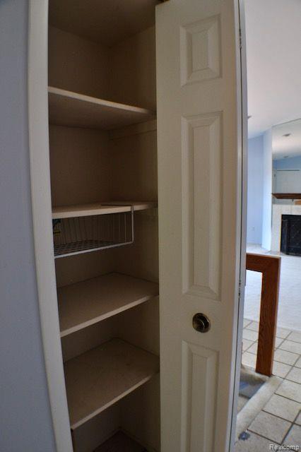 38843 COUNTRY Circle, 80, Farmington Hills, MI 48331 — Photo 10