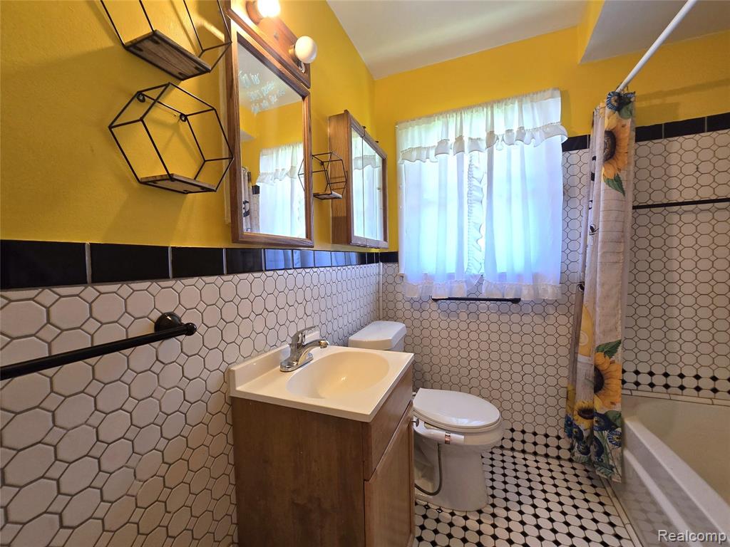 410 Central Street, Inkster, MI 48141 — Photo 17
