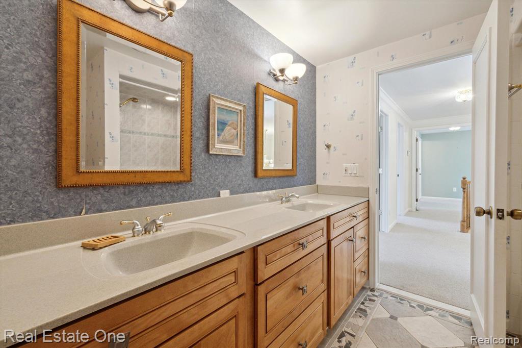 5363 HIGH COURT Way, West Bloomfield, MI 48323 — Photo 34