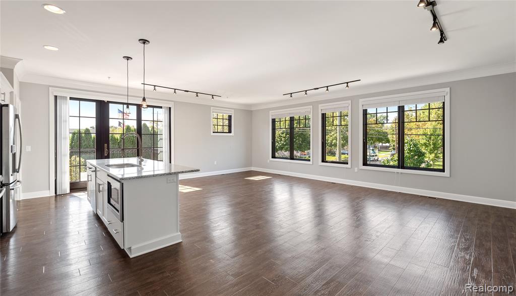 451 S Eton Street, Birmingham, MI 48009 — Photo 10