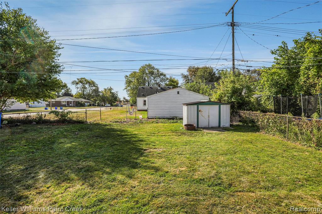 8736 Studebaker Avenue, Warren, MI 48089 — Photo 16