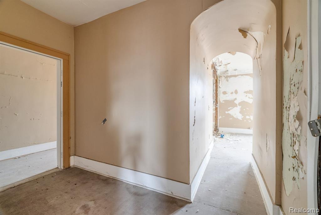 725 Whitmore Road, Detroit, MI 48203 — Photo 32