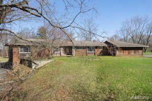 8825 ORTONVILLE Road, Clarkston, MI 48348 — Photo 60