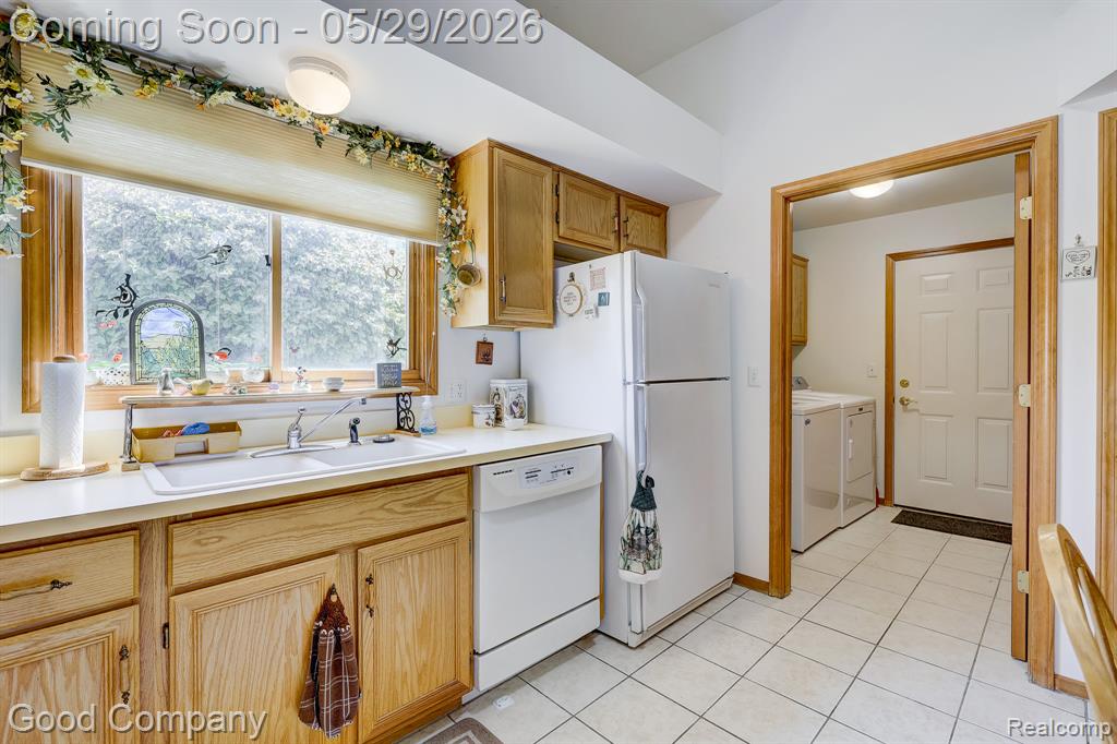 4439 Larkspur Court, Warren, MI 48092 — Photo 13
