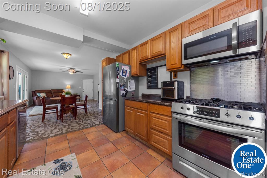 6074 Three Lakes Drive, Brighton, MI 48116 — Photo 10
