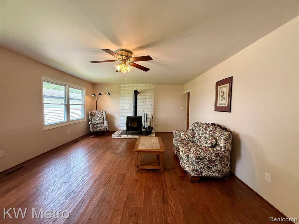 1834 Meadowview Street, Gladwin, MI 48624 — Photo 15