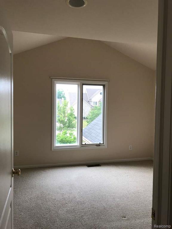 7782 Watford Drive, West Bloomfield, MI — Photo 7