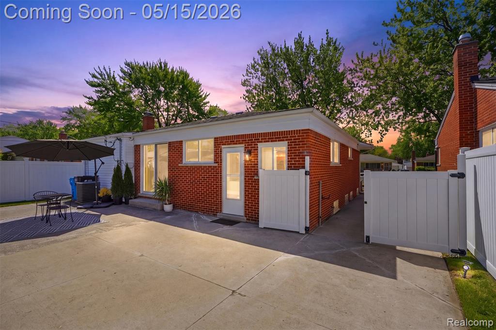 1333 Fontaine Avenue, Madison Heights, MI 48071 — Photo 40