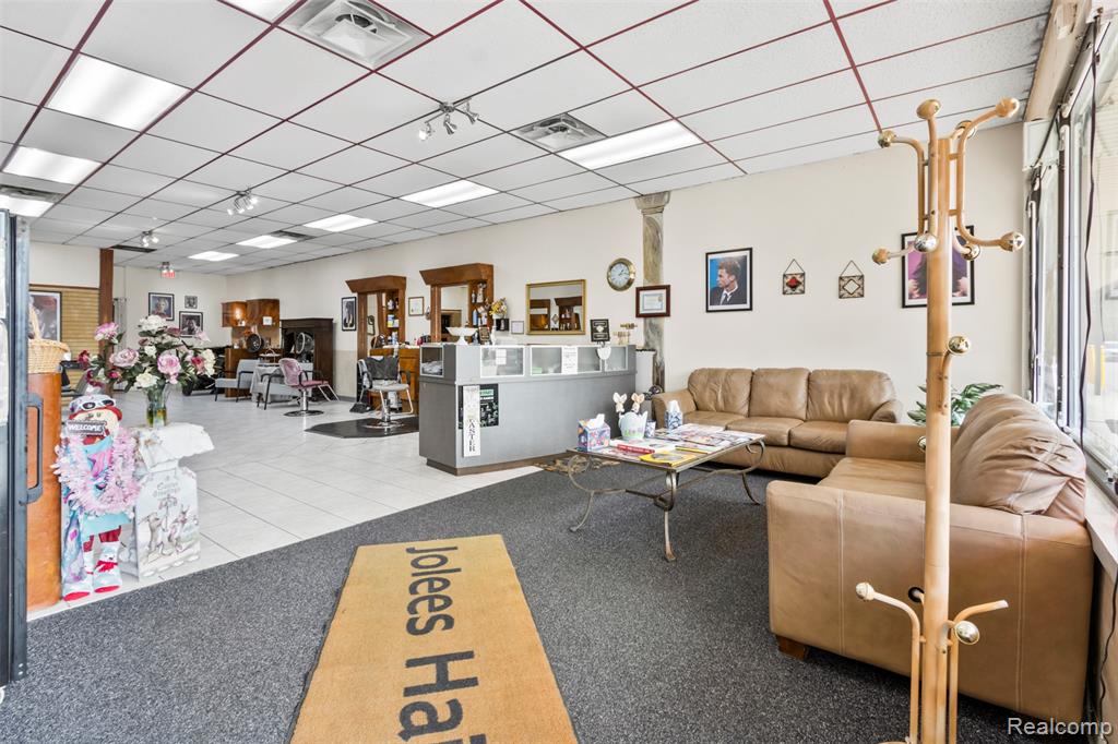 40400 Five Mile Rd, Plymouth, MI 48170 — Photo 4