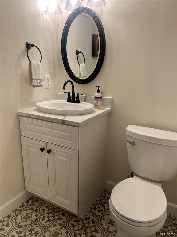 1587 Brentwood Drive, Troy, MI 48098 — Photo 11
