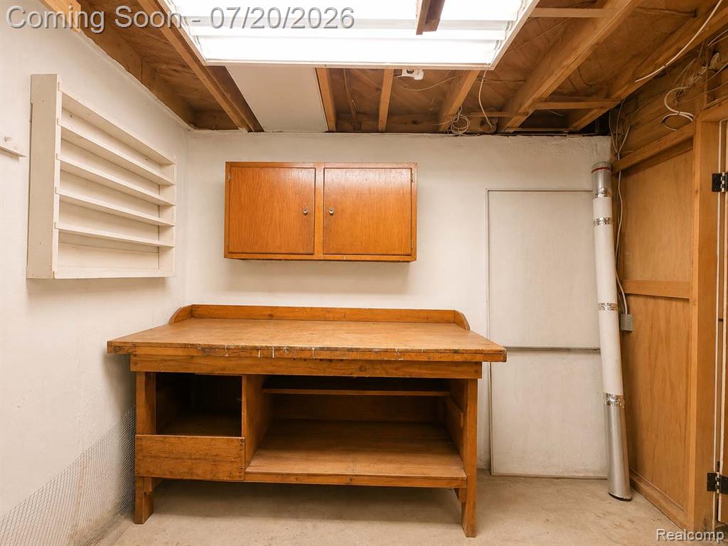 9100 Brentwood Street, Livonia, MI 48150 — Photo 19