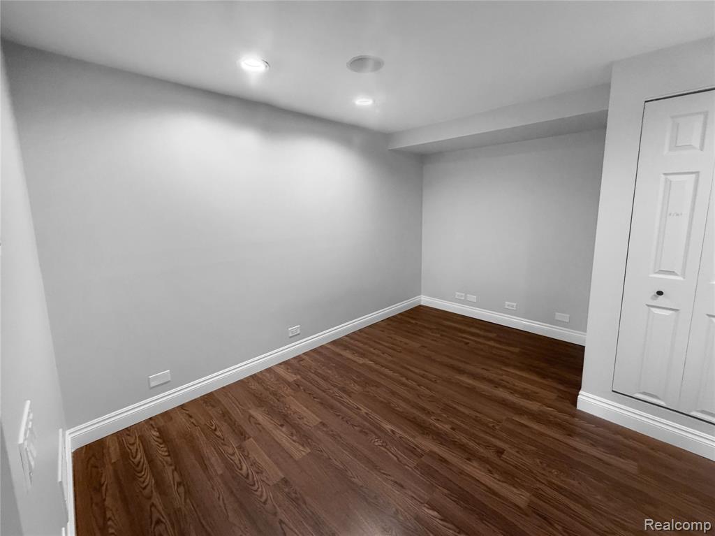 35854 Castlemeadow Drive, Farmington, MI 48335 — Photo 21
