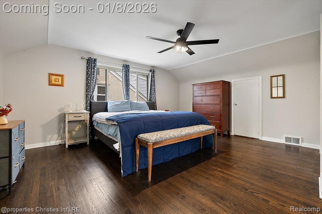 13365 Winchester Avenue, Huntington Woods, MI — Photo 29