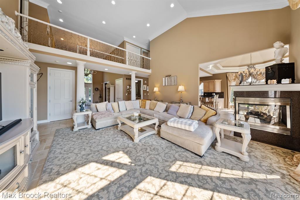 63334 TURNBERRY Way, Washington, MI 48095 — Photo 16